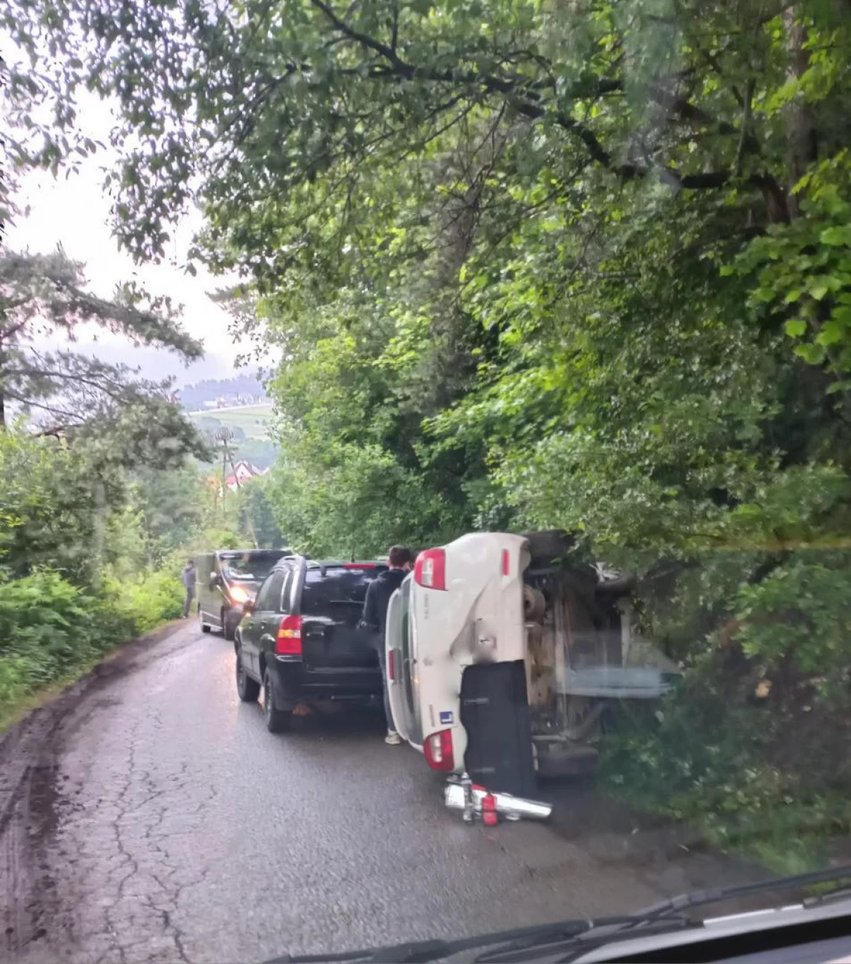 Wypadek nauki jazdy na nieformalnym "objeździe"