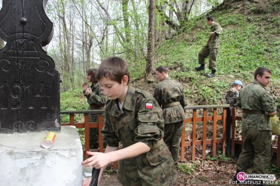 Strzelcy uporządkowali cmentarz - zdjęcie 3