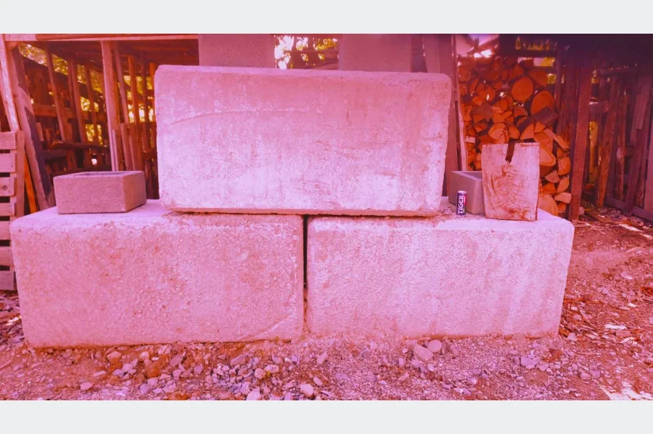Bloki Betonowe Klocki Typ ,,Lego" 150x75x75 1500 kg 250 zł szt. - zdjęcie 2