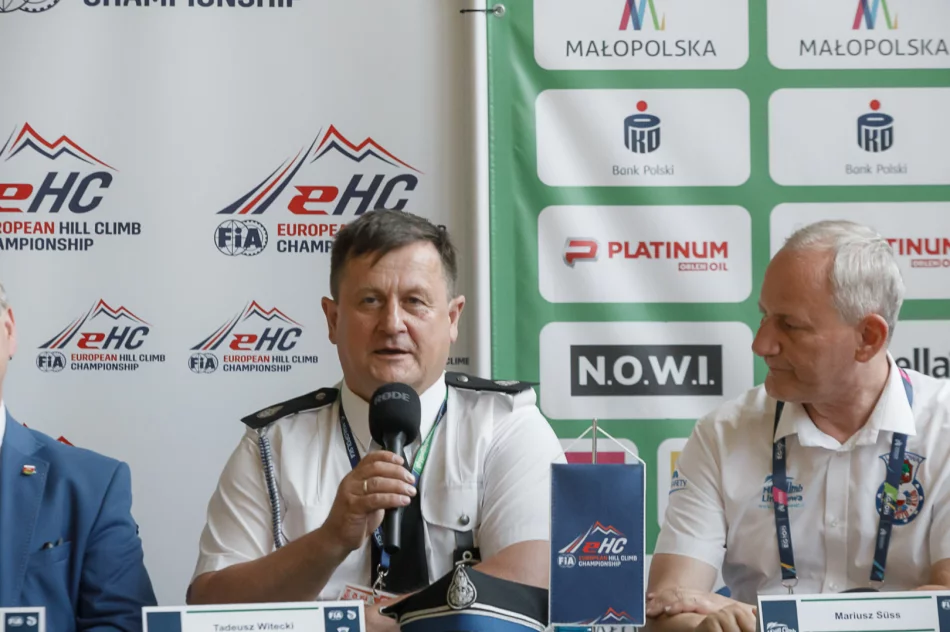 Tomasz Adamek już w Limanowej: "Ten sport jest dla facetów twardych, którzy się nie boją" - zdjęcie 7