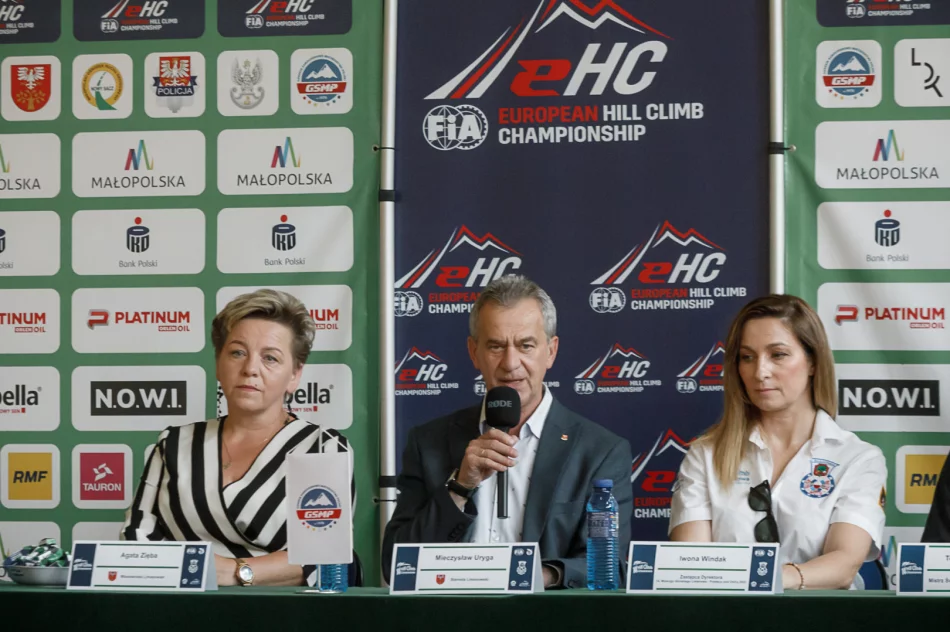 Tomasz Adamek już w Limanowej: "Ten sport jest dla facetów twardych, którzy się nie boją" - zdjęcie 9