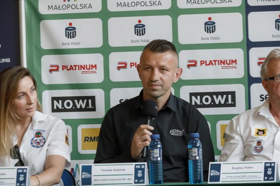 Tomasz Adamek już w Limanowej: "Ten sport jest dla facetów twardych, którzy się nie boją" - zdjęcie 13