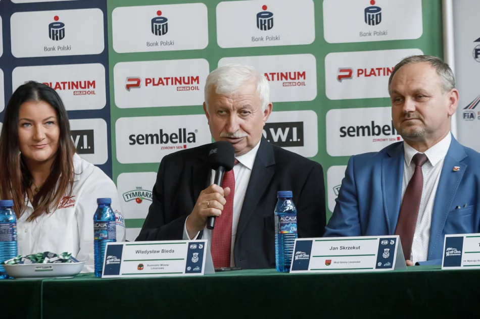 Tomasz Adamek już w Limanowej: "Ten sport jest dla facetów twardych, którzy się nie boją" - zdjęcie 14