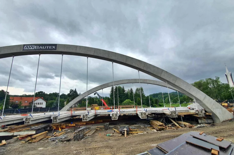 Znikają szalunki, pojawiły się "wieszaki" - zdjęcie 8