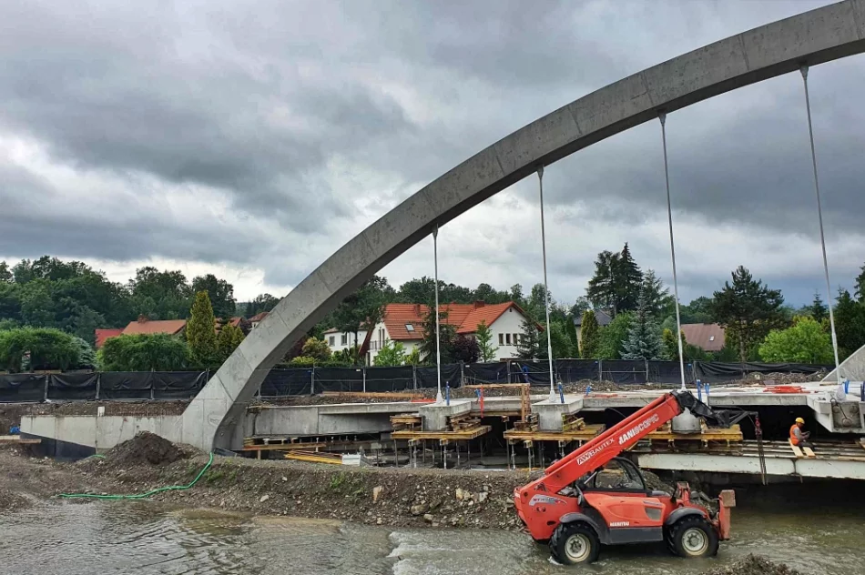 Znikają szalunki, pojawiły się "wieszaki" - zdjęcie 10