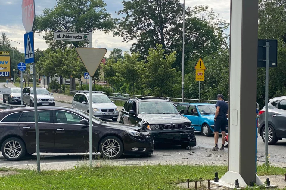 Zderzenie trzech pojazdów. Sprawca pod wpływem alkoholu - zdjęcie 7