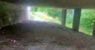 Obskurne miejsce libacji w centrum miasta - zdjęcie 2