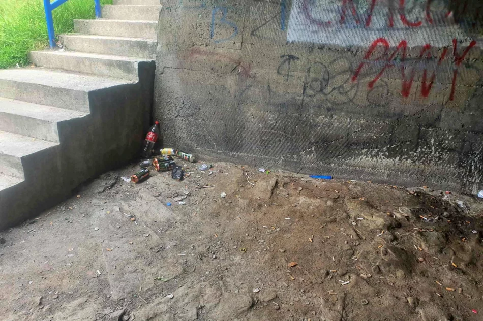 Obskurne miejsce libacji w centrum miasta - zdjęcie 8