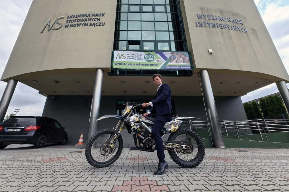 Motocykl przyszłości z Laskowej? Prędkość i cisza na jednym biegu - zdjęcie 6