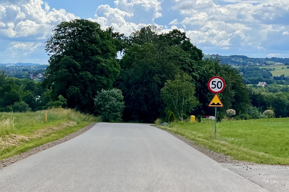 Przeładowane samochody i uskoki - problem nieformalnej obwodnicy miasta - zdjęcie 3