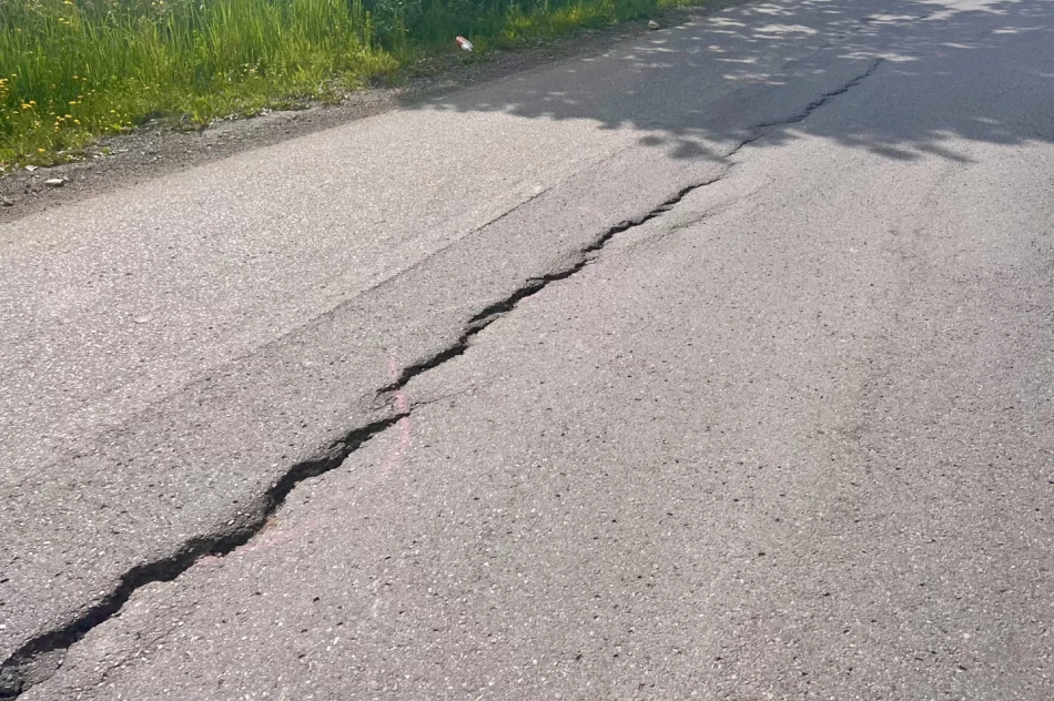 Przeładowane samochody i uskoki - problem nieformalnej obwodnicy miasta - zdjęcie 2