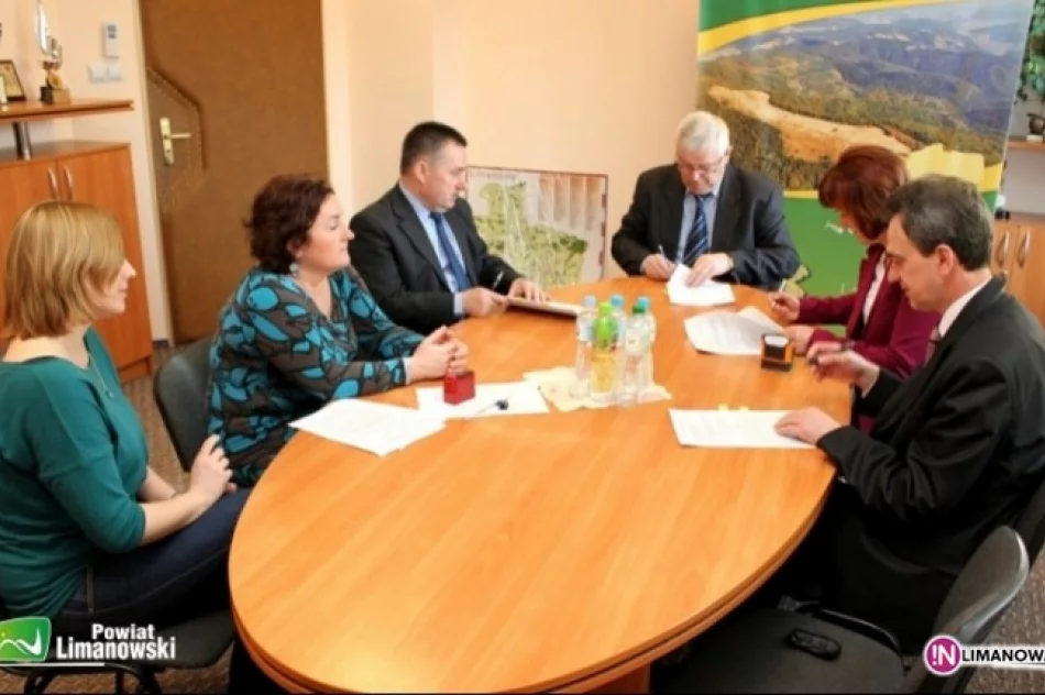 Powstanie boisko i bieżnia - zdjęcie 2