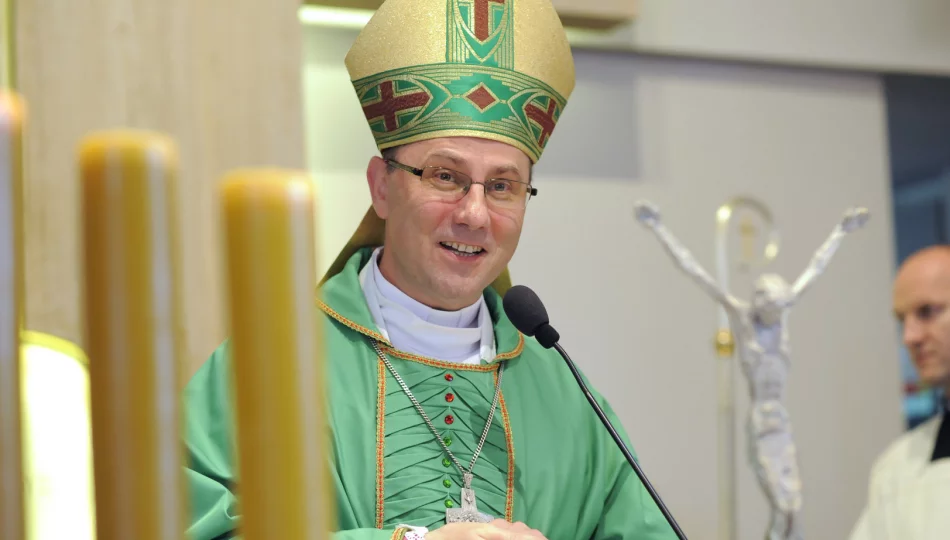 Prymas Polski do kapłanów: warto zacząć od ludzkiej przyzwoitości i uczciwości - zdjęcie 1