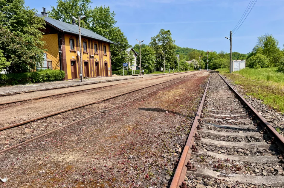 Tych numerów działek dotyczy budowa linii kolejowej 104 - obwieszczenie wojewody - zdjęcie 15