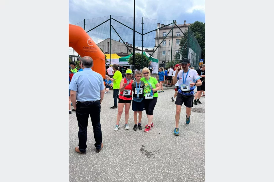 217 zawodników na starcie Limanowa Forrest. Rekordowa pomoc charytatywna - zdjęcie 20