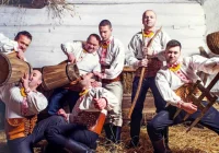 Lachersi w Must be The Music (video) - zdjęcie główne