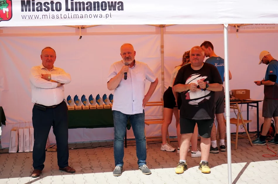 217 uczestników XII edycji biegu „Limanowa Forrest” - zdjęcie 17