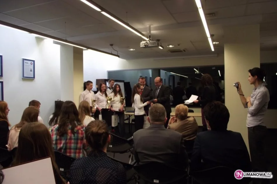 Sukcesy w konkursie 'Trzymaj formę!' - zdjęcie 2