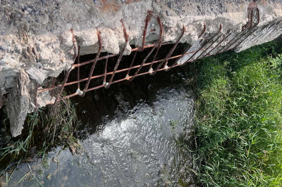 Dziury na wylot w moście - zdjęcie 11