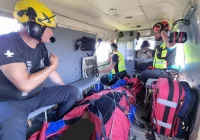 Nieszczęśliwy wypadek paralotniarzy. Policyjny śmigłowiec na pomoc wezwany z pokazu - zdjęcie główne