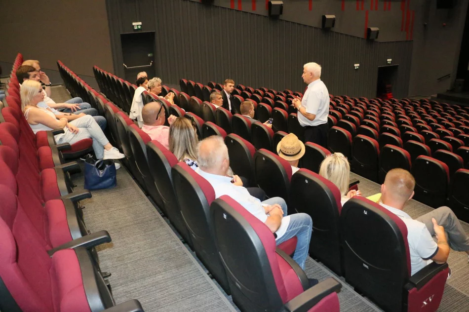 Miasto Limanowa odwiedziły delegacje z miast partnerskich - zdjęcie 8