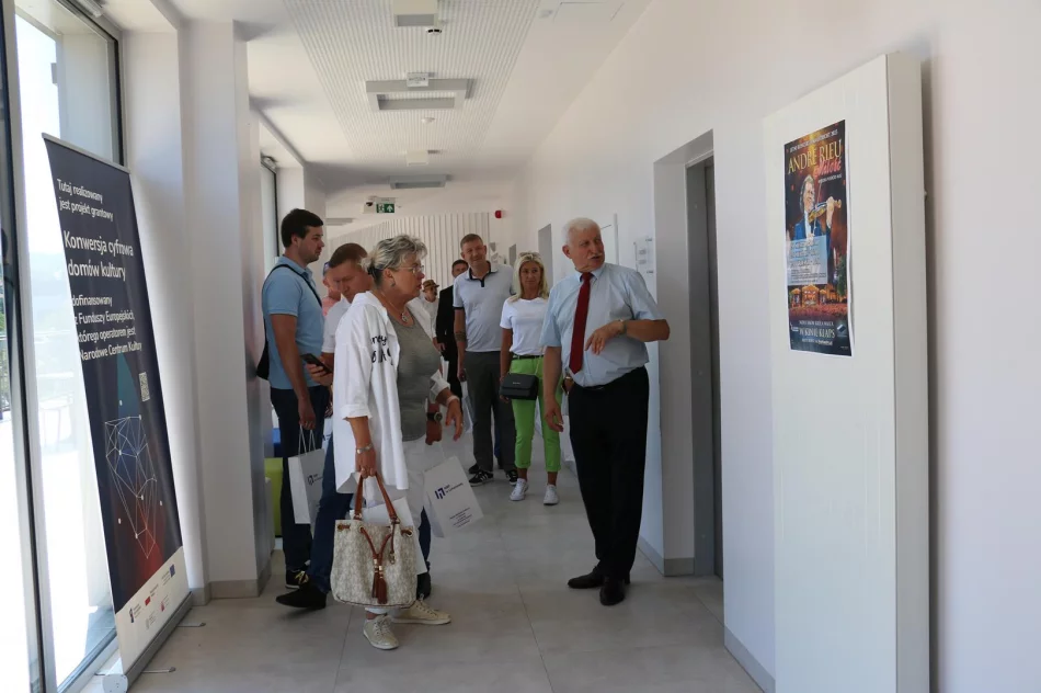 Miasto Limanowa odwiedziły delegacje z miast partnerskich - zdjęcie 14