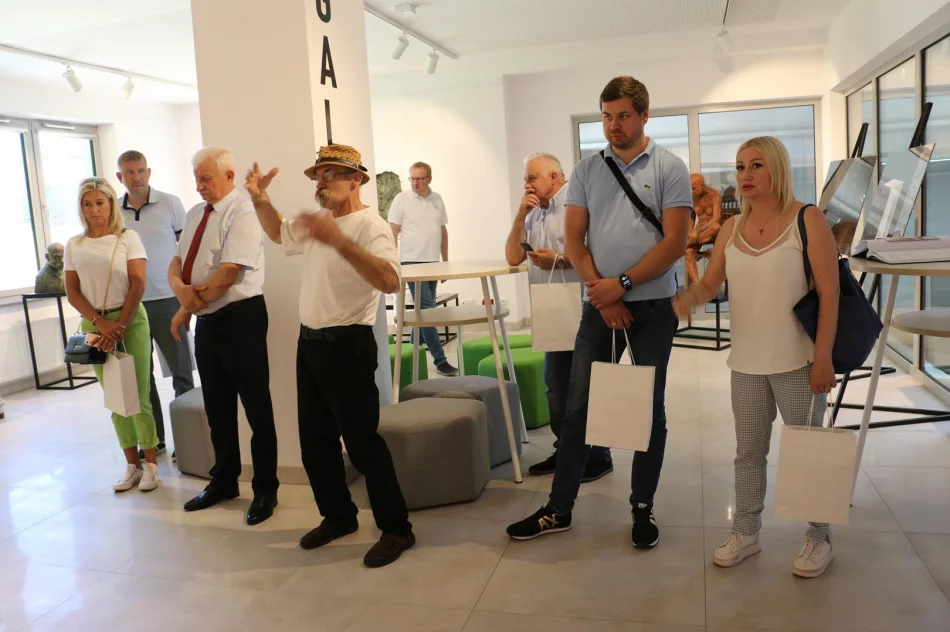 Miasto Limanowa odwiedziły delegacje z miast partnerskich - zdjęcie 18