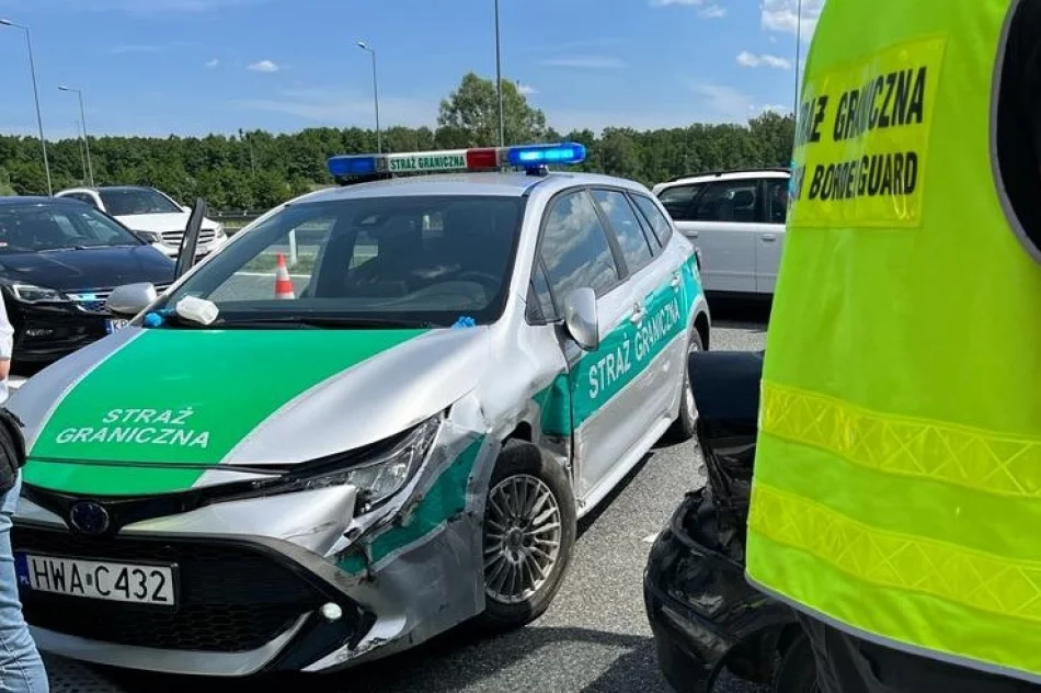 Pościg za nieleganymi imigrantami zakończony zderzeniem ze strażą graniczną - zdjęcie 7