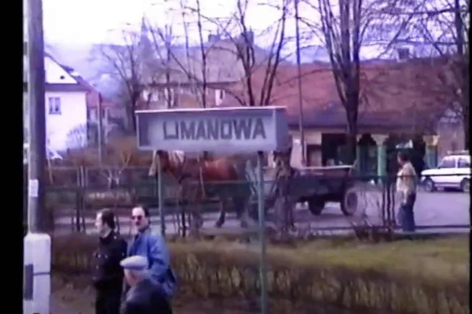 Podróż w czasie: pociągi towarowe i osobowe w Limanowej w 1992 roku. Zobacz niesamowite nagranie - zdjęcie 4