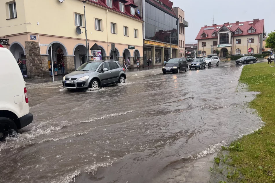 Gwałtowna burza i podtopienia, Rynek znów zalany - zdjęcie 7