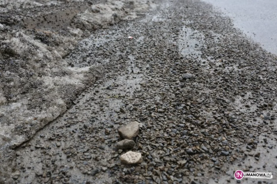 Bardzo droga zima i brud na ulicach - zdjęcie 2