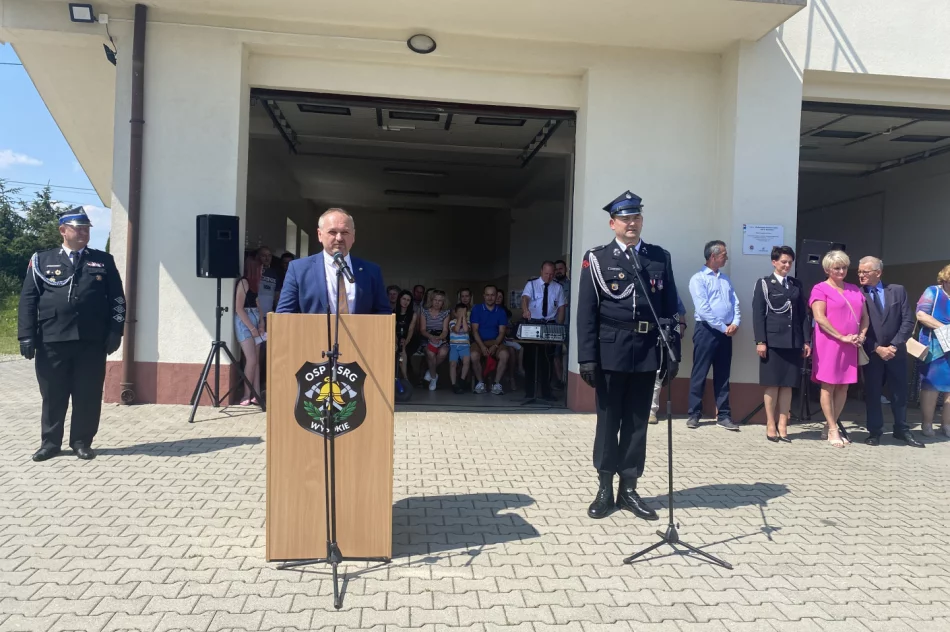 Ślubowanie młodych adeptów pożarnictwa - zdjęcie 16