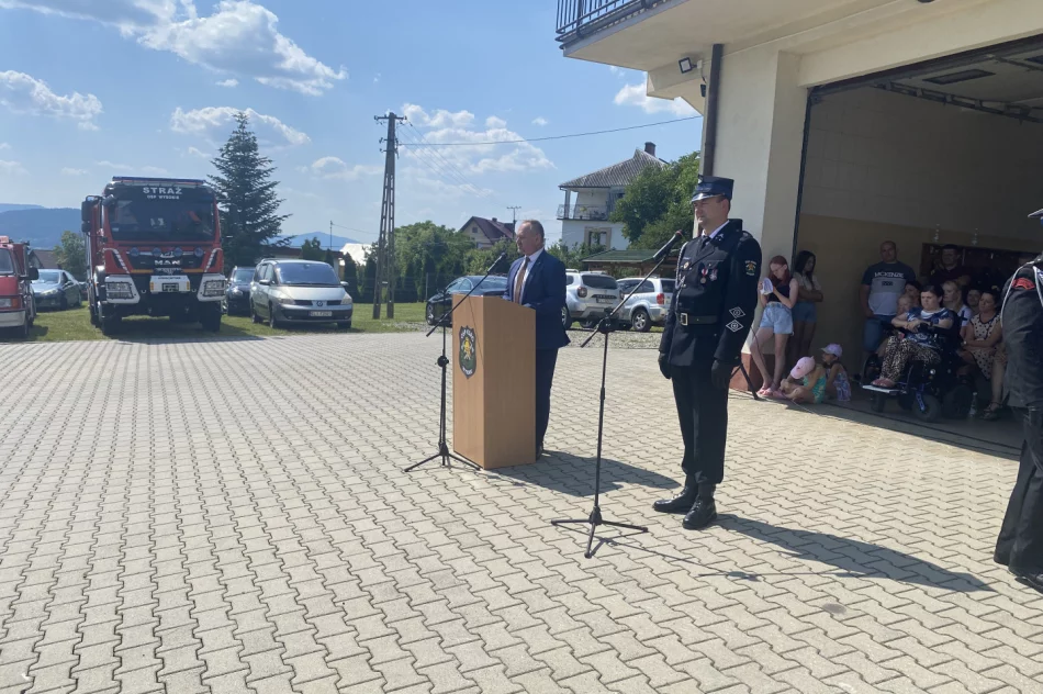 Ślubowanie młodych adeptów pożarnictwa - zdjęcie 15