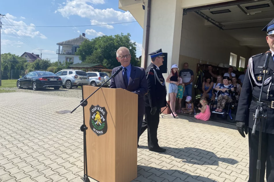 Ślubowanie młodych adeptów pożarnictwa - zdjęcie 10