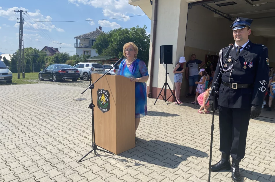 Ślubowanie młodych adeptów pożarnictwa - zdjęcie 7