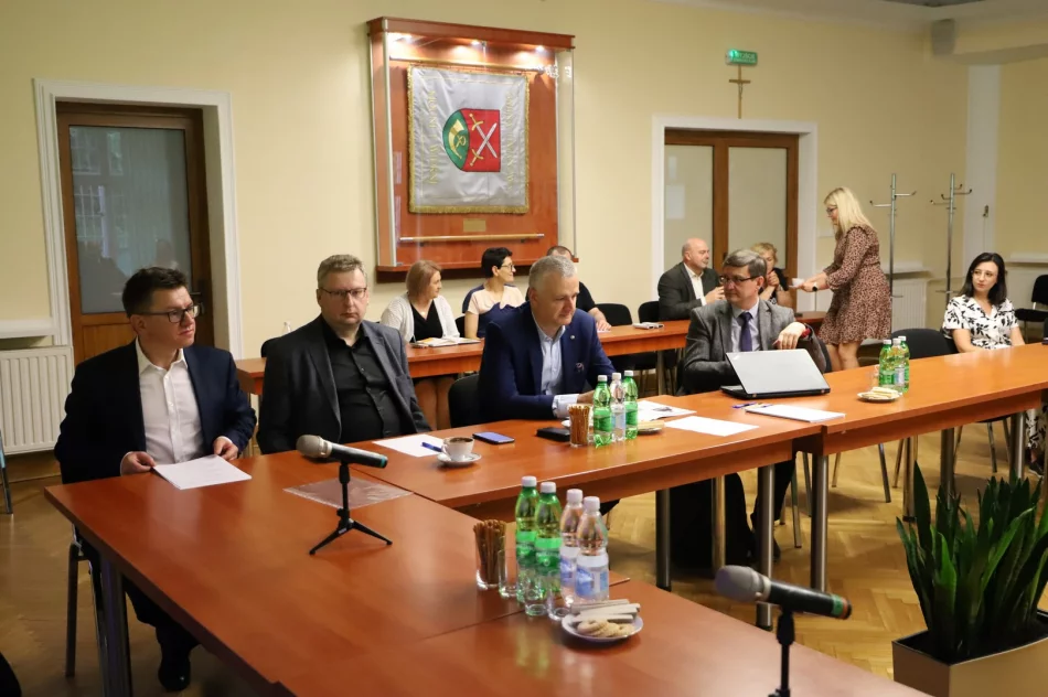 Sympozjum „Współczesne wyzwania ekologii- od teorii do praktyki’’ - zdjęcie 11