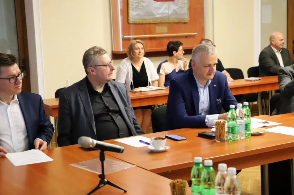 Sympozjum „Współczesne wyzwania ekologii- od teorii do praktyki’’ - zdjęcie 13