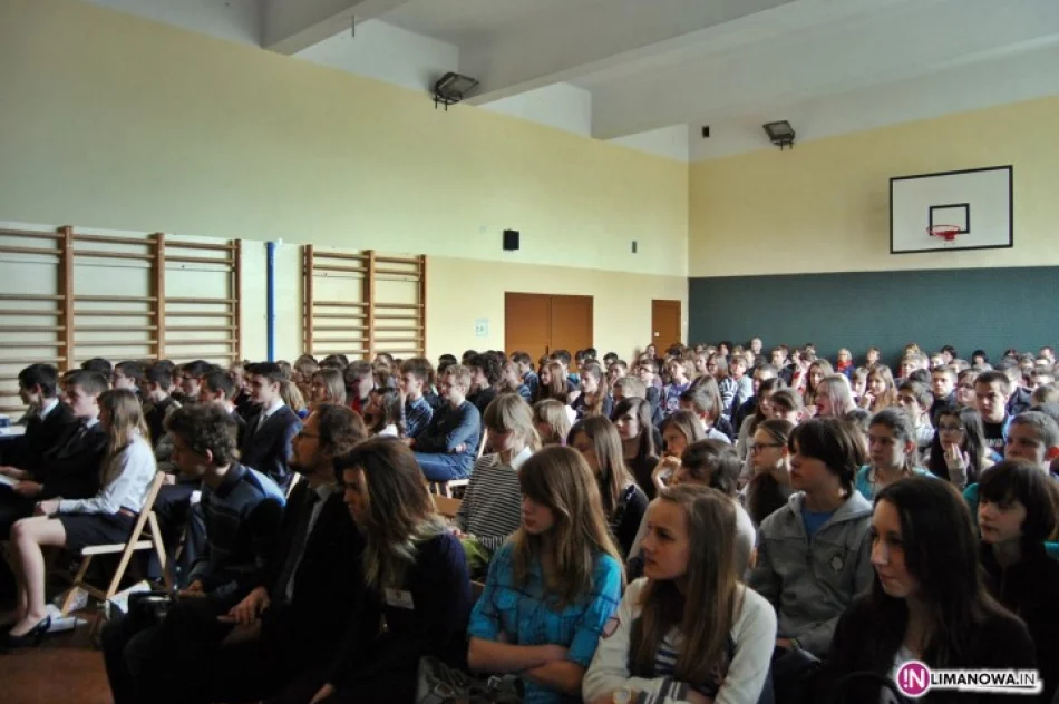 Wszechświat w I LO - zdjęcie 3