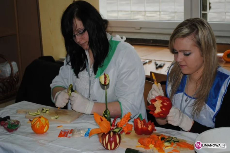 Duże zainteresowanie Festiwalem Zawodów - zdjęcie 2