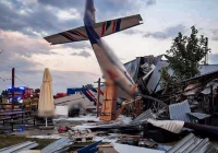 PSP: samolot uderzył w hangar z ludźmi w środku; zginęło pięć osób - zdjęcie główne