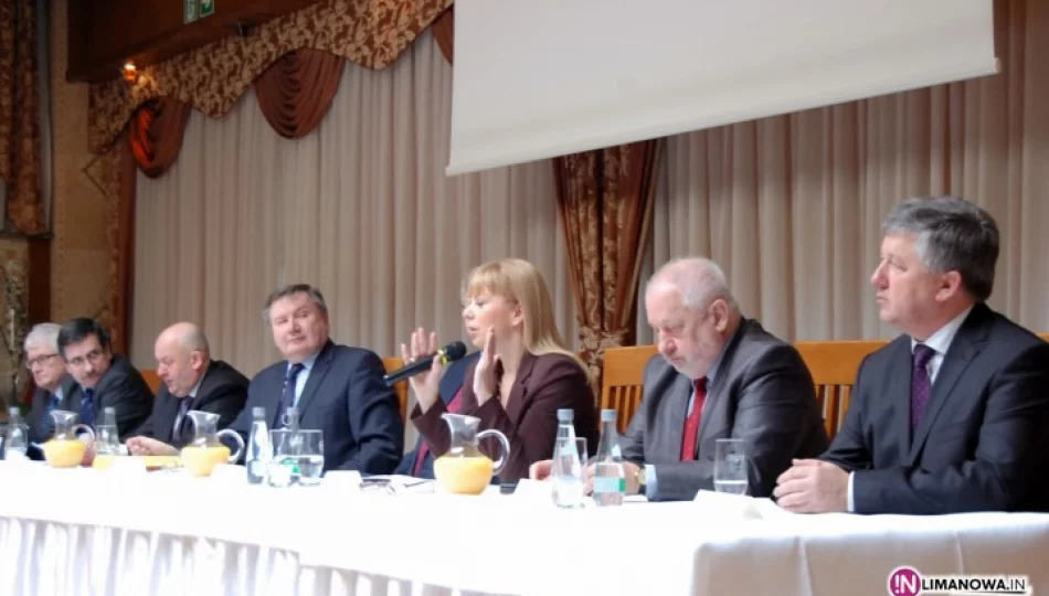 Minister Bieńkowska na rozmowach w Limanowej - zdjęcie 1