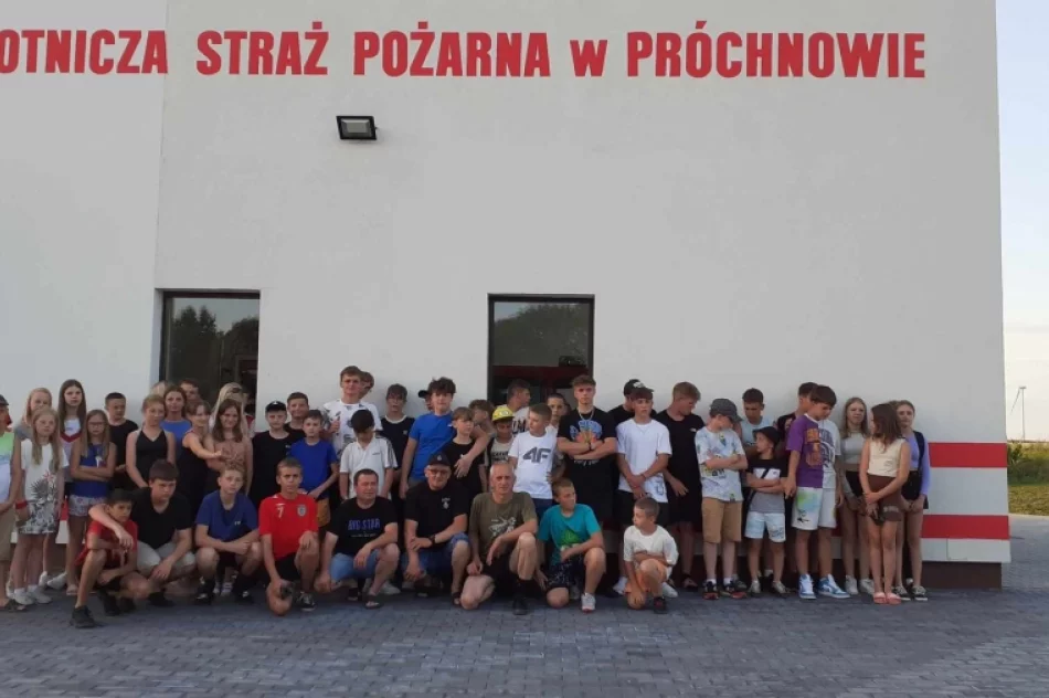Młodzież z drużyn pożarniczych na wakacyjnym obozie  - zdjęcie 11