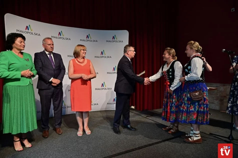 Dotacje dla samorządów, instytucji i organizacji. - zdjęcie 4