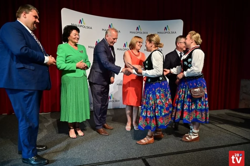 Dotacje dla samorządów, instytucji i organizacji. - zdjęcie 8