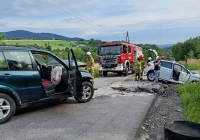 Groźnie wyglądające zderzenie czołowe - zdjęcie główne
