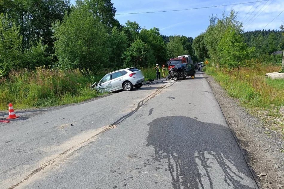 Groźnie wyglądające zderzenie czołowe - zdjęcie 5
