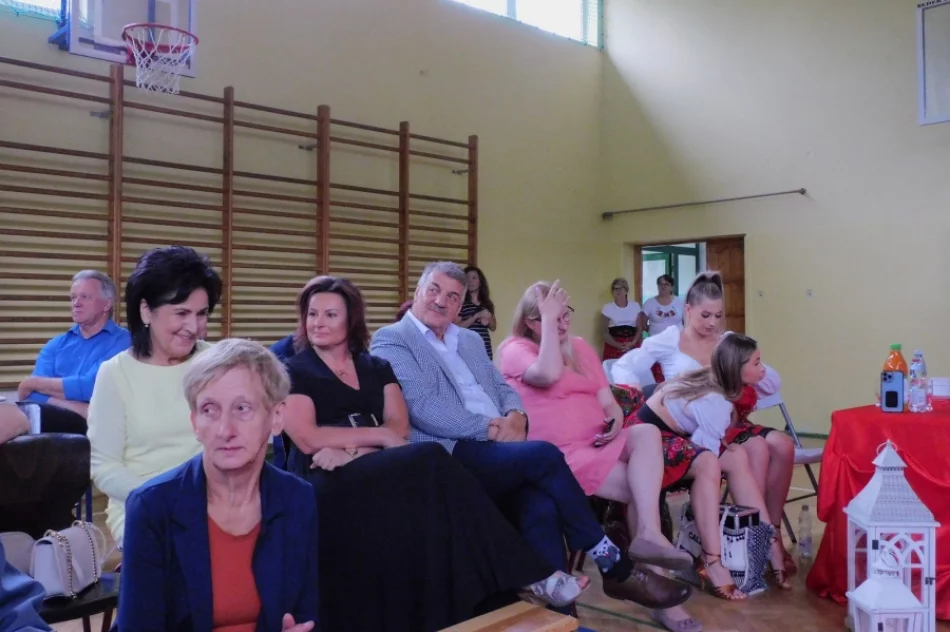 Pierwszy pokaz mody osób z niepełnosprawnościami - zdjęcie 10