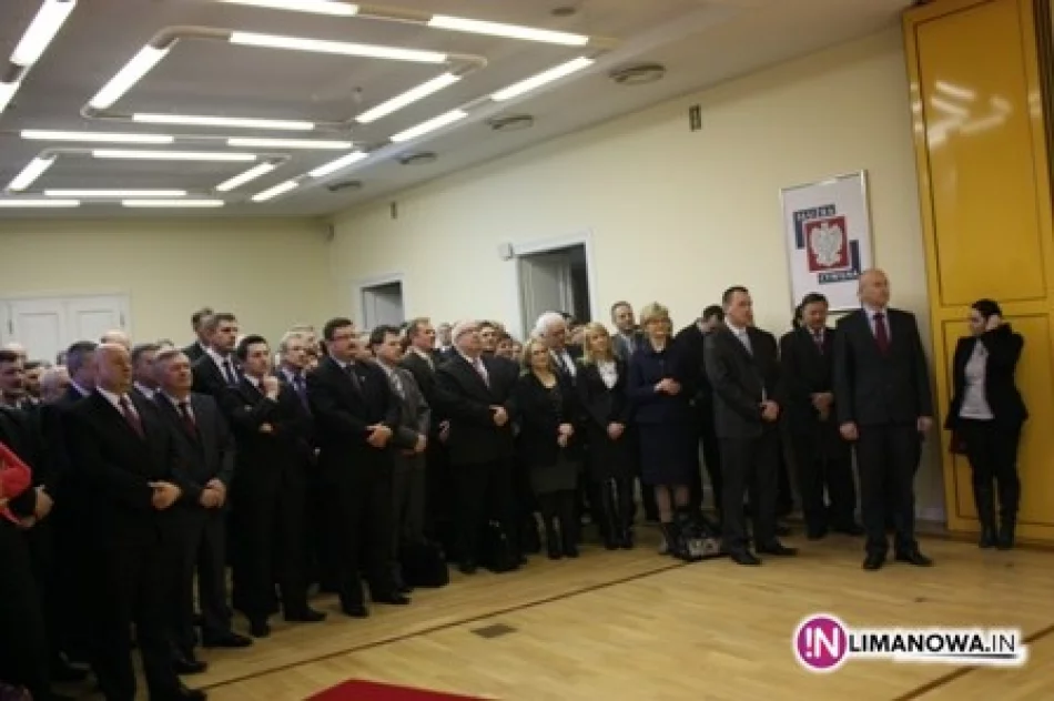 Sekretarz stanu i wojewoda wręczyli promesy - zdjęcie 2