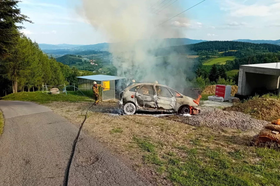 Spłonął samochód osobowy - zdjęcie 2