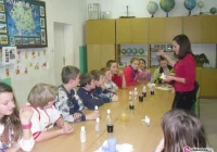 Podróż przez chemię, matematykę i fizykę - zdjęcie główne
